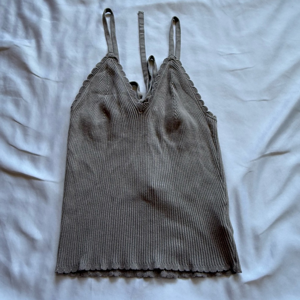 H&M Beige Tan Ribbed Knit Crop Top great condition women small